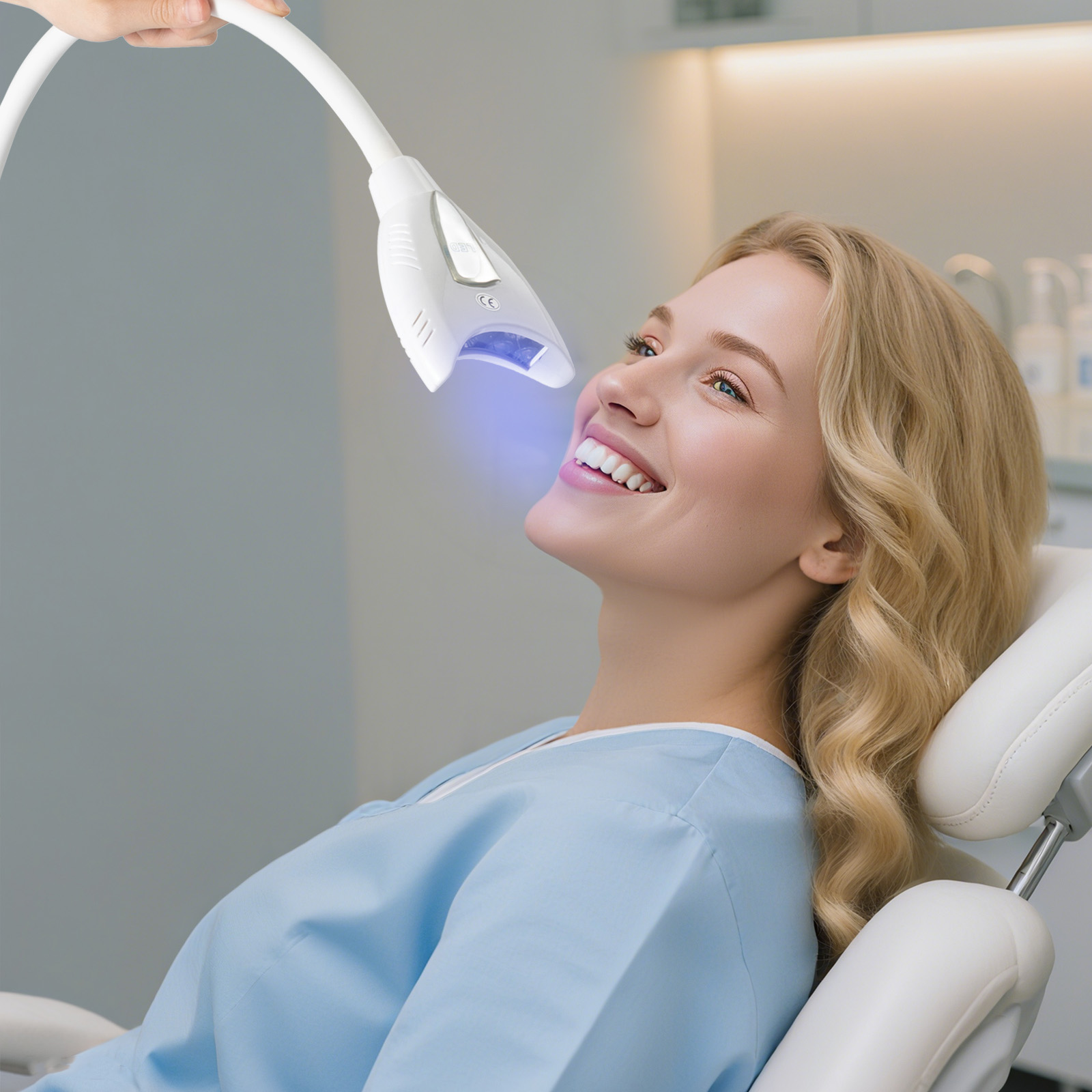 جهاز تبييض الأسنان مع حامل قاب - مراجعة Teeth Whitening Clinic وسعره